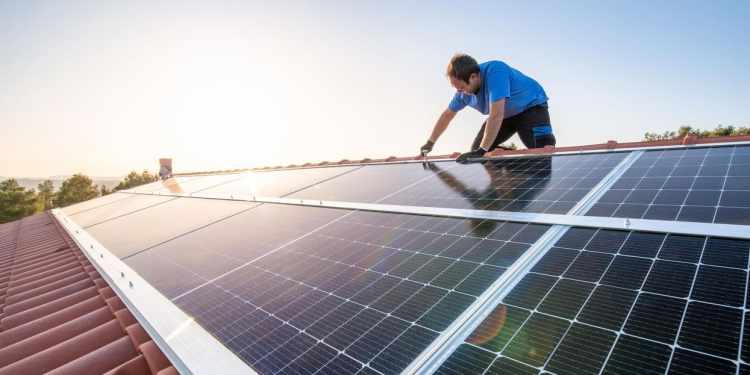 4 Reasons Why Your North Carolina Home Needs Solar Panels